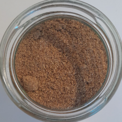 Coriandolo-in-Polvere-02